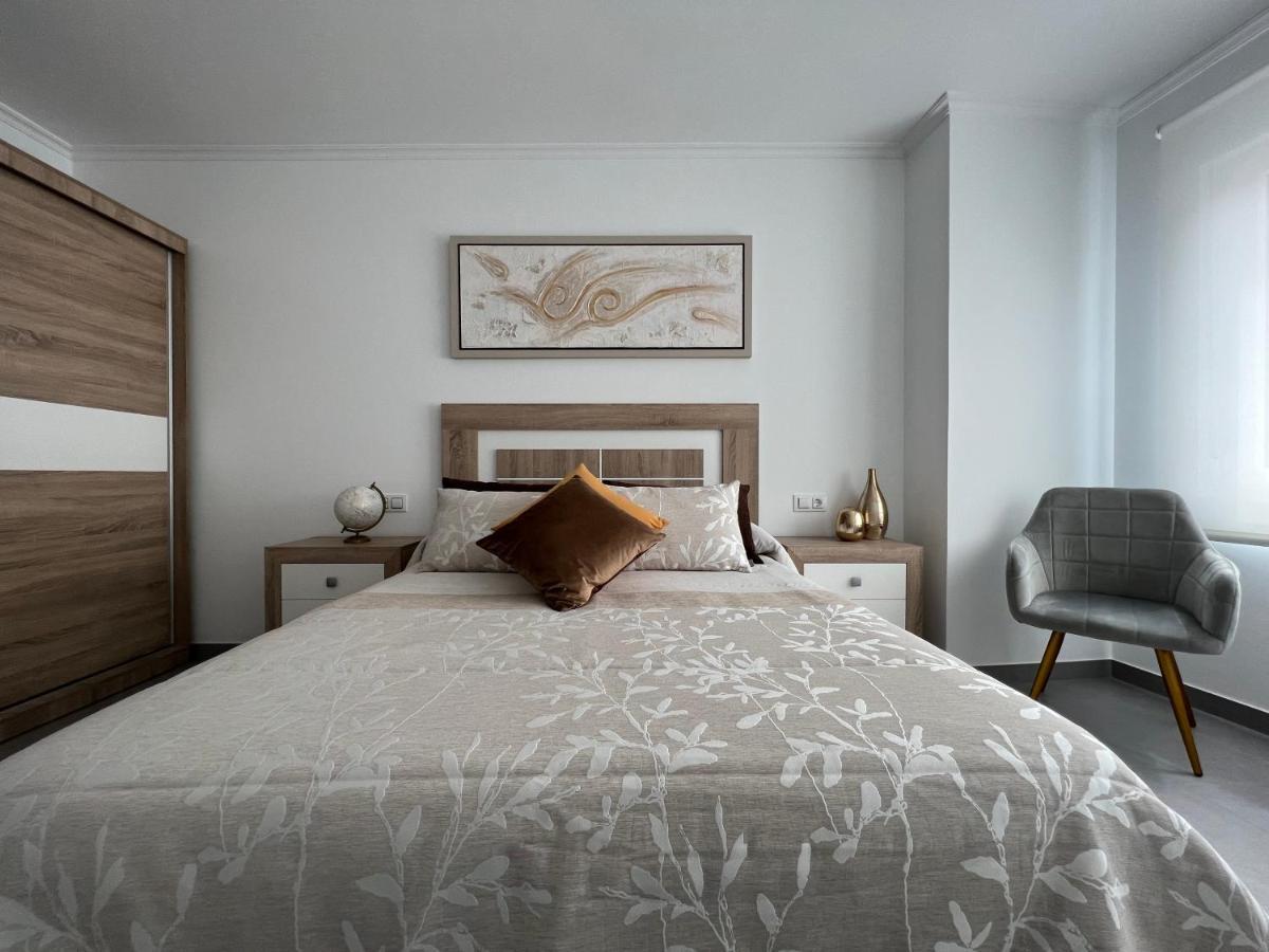 Apartamentos Maria De Lucia-Piso 2º Arou 외부 사진